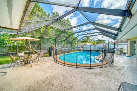11331 SW 176 th St, Miami FL - photo 10 of 37