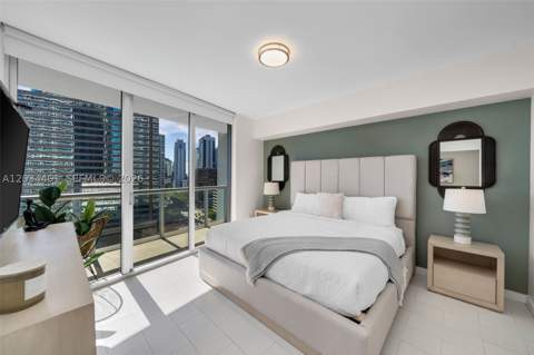 485 Brickell Ave 1709, Miami FL - photo 13 of 22