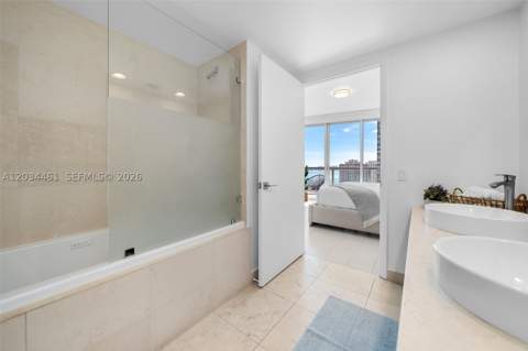 485 Brickell Ave 1709, Miami FL - photo 17 of 22