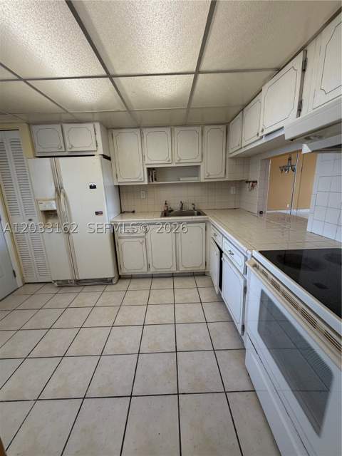 1401 NE Miami Gardens Dr 891, Miami FL - photo 7 of 22
