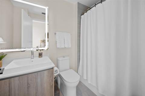 2960 NE 207th St 10, Aventura FL - photo 12 of 27