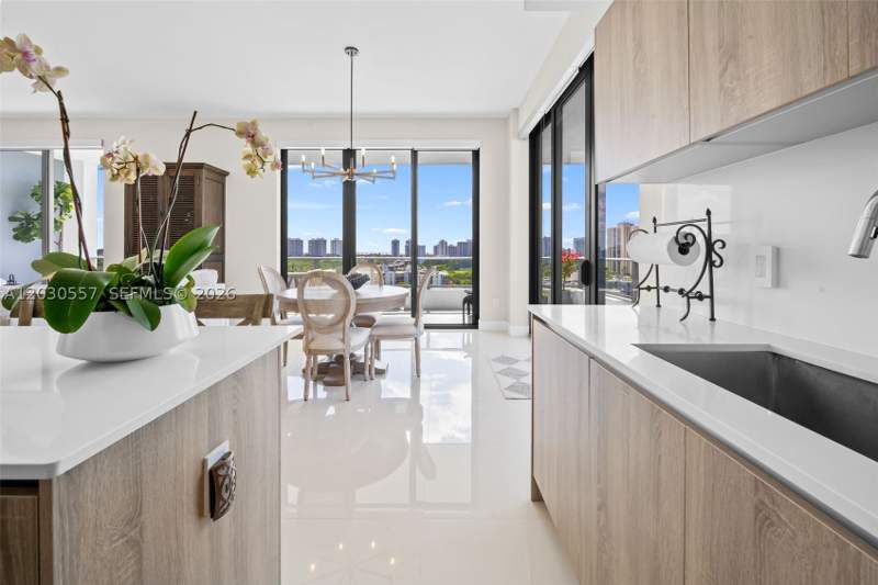 2 bedroom Condominium at 2960 NE 207th St 10, Aventura Parksquare Resid, Aventura — photo 5
