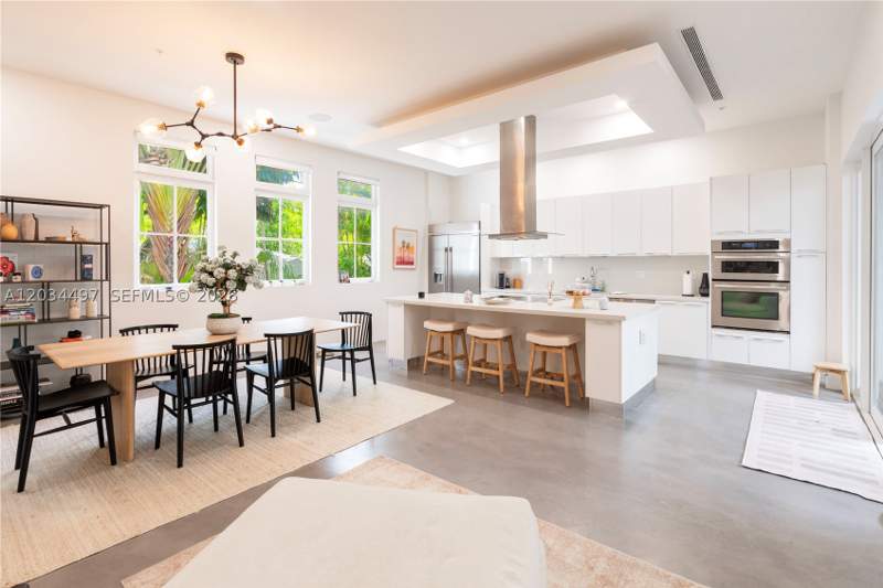3 bedroom Townhouse at 533 Anastasia Ave 533, Anastasia Coral Gables Co, Coral Gables — photo 5