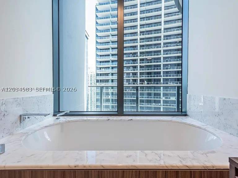 2 bedroom Condominium at 1000 Brickell Plz 3509, Brickell Flatiron Condo, Miami — photo 2