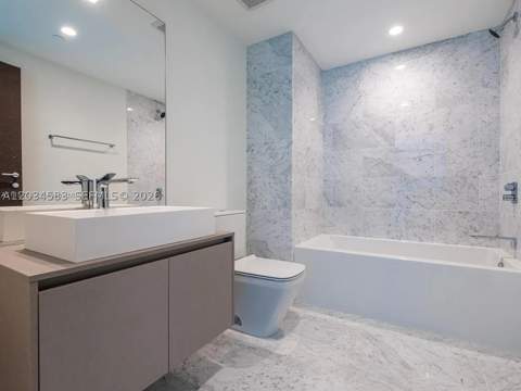 1000 Brickell Plz 3509, Miami FL - photo 21 of 25