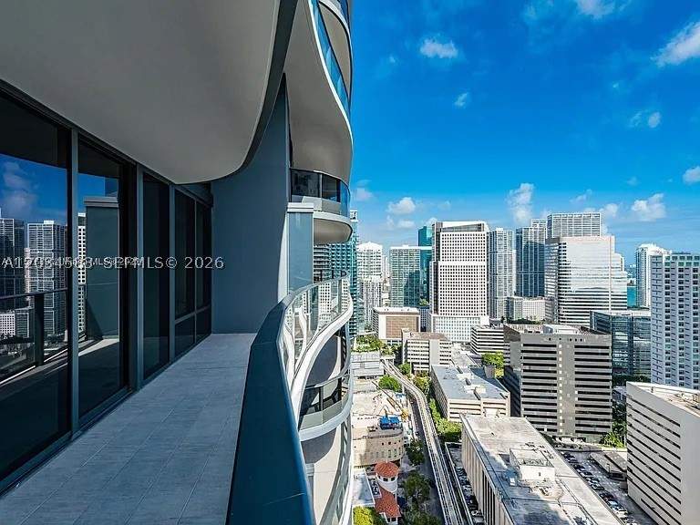 2 bedroom Condominium at 1000 Brickell Plz 3509, Brickell Flatiron Condo, Miami — photo 3