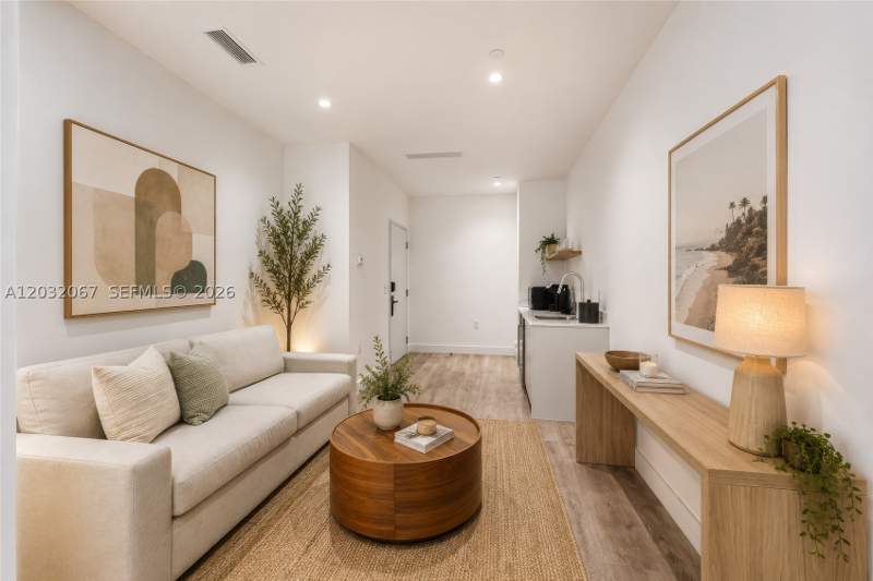 0 bedroom Condominium at 239 SW 9th St 301, Smart Brickell Condo, Miami — photo 2