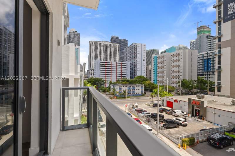 0 bedroom Condominium at 239 SW 9th St 301, Smart Brickell Condo, Miami — photo 5
