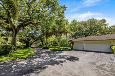 9979 Fairchild Way, Coral Gables FL - photo 22 of 35