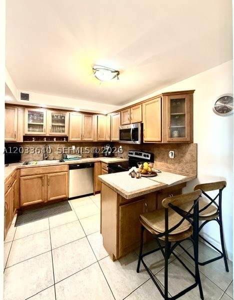 2450 NE 135th St 704, North Miami FL - photo 13 of 19