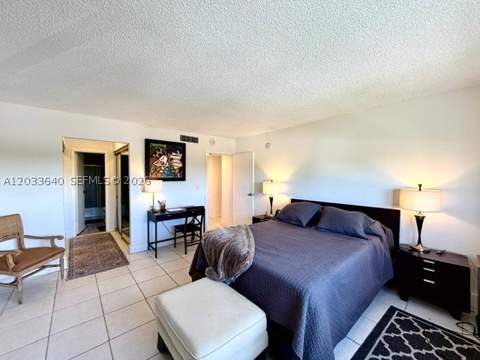 2450 NE 135th St 704, North Miami FL - photo 14 of 19
