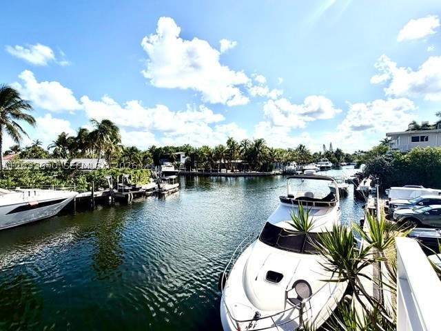 2 bedroom Condominium at 2450 NE 135th St 704, Waterside Towers Condo, North Miami — photo 4