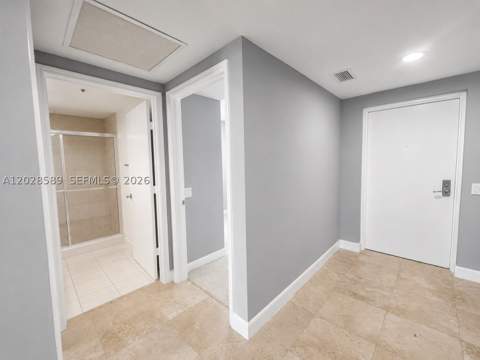 14951 Royal Oaks Ln 2002, North Miami FL - photo 21 of 23