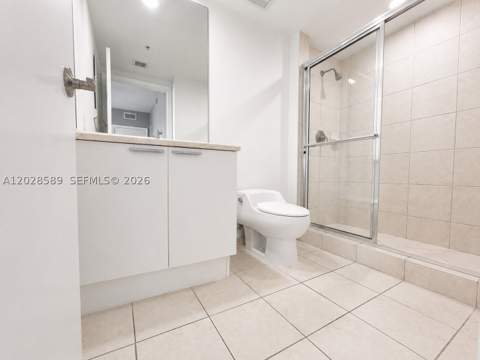 14951 Royal Oaks Ln 2002, North Miami FL - photo 8 of 23