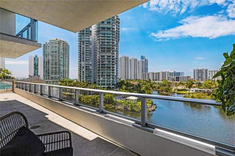 330 Sunny Isles Blvd 5-506, Sunny Isles Beach FL - photo 13 of 68