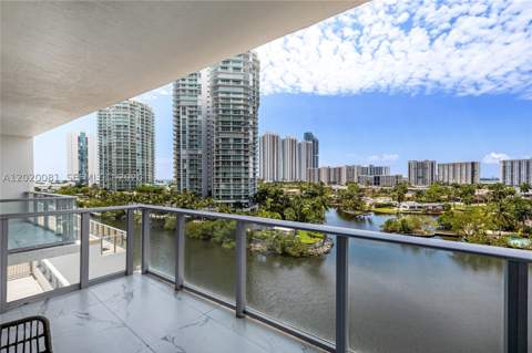 330 Sunny Isles Blvd 5-506, Sunny Isles Beach FL - photo 19 of 68