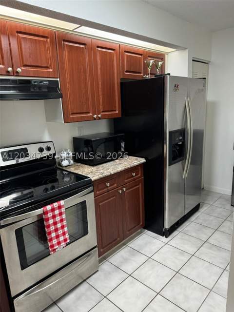 8660 SW 212th st 108, Cutler Bay FL - photo 11 of 21