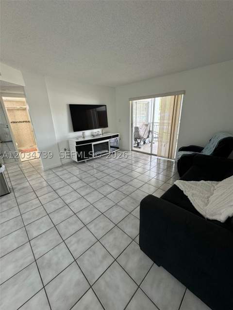 8660 SW 212th st 108, Cutler Bay FL - photo 7 of 21