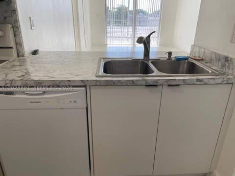 14170 SW 84th St 402-F, Miami FL - photo 14 of 36