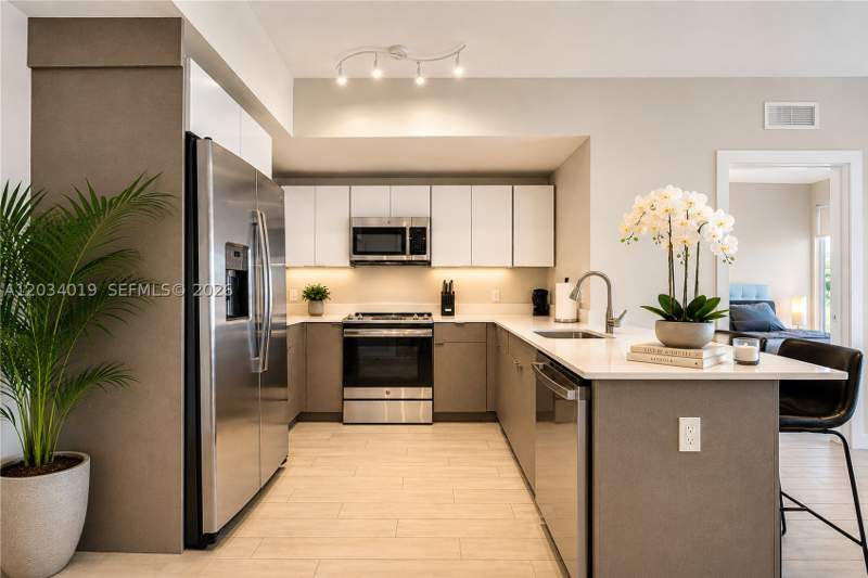 2 bedroom Condominium at 321 NE 26th St 806, 26 Edgewater Condo, Miami — photo 5