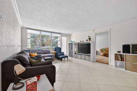 6770 Indian Creek Dr 5D, Miami Beach FL - photo 8 of 20