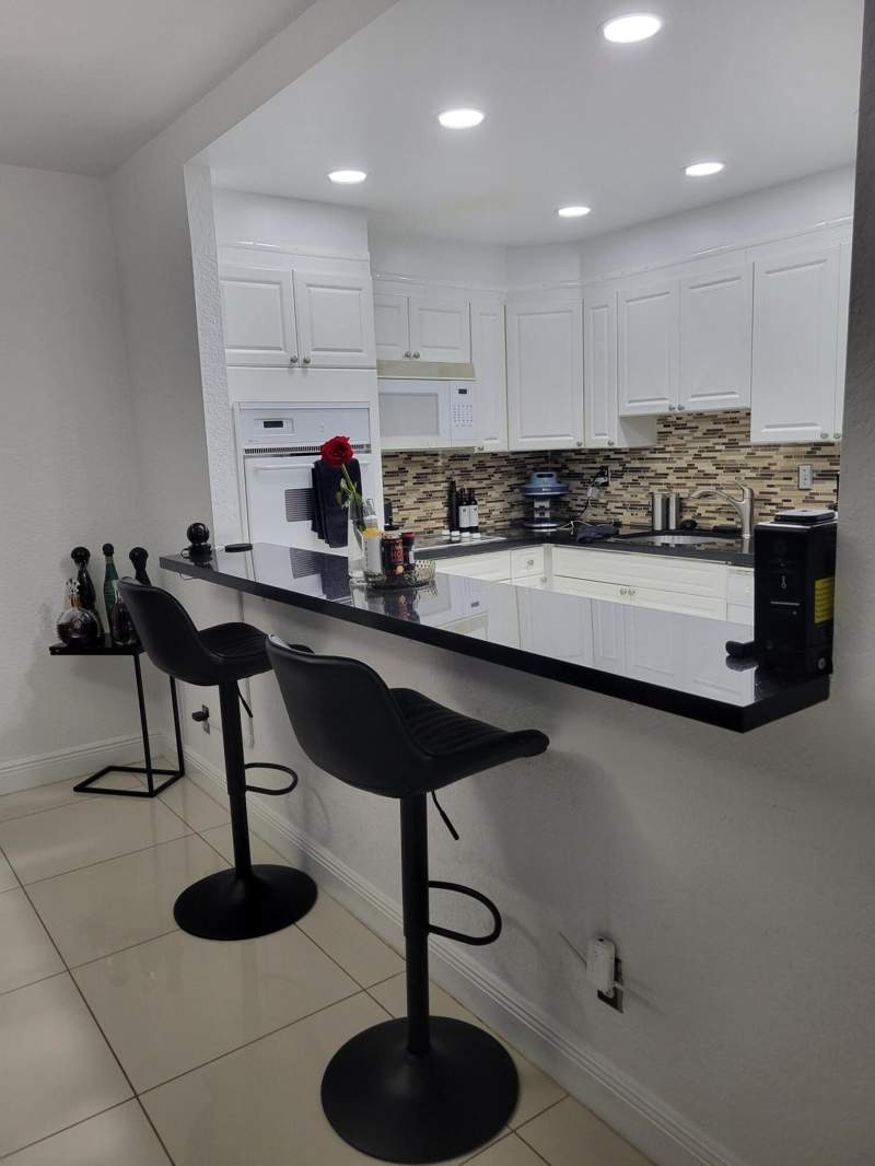 1 bedroom Condominium at 19370 Collins Avenue 623, Ocean Reserve Condo, Sunny Isles Beach — photo 5