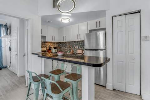 1342 Drexel Avenue 206, Miami Beach FL - photo 10 of 32