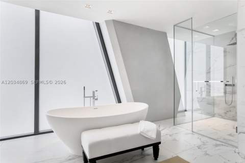 1000 Biscayne Blvd 3701, Miami FL - photo 8 of 35