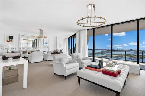 1000 Biscayne Blvd 3701, Miami FL - photo 9 of 35