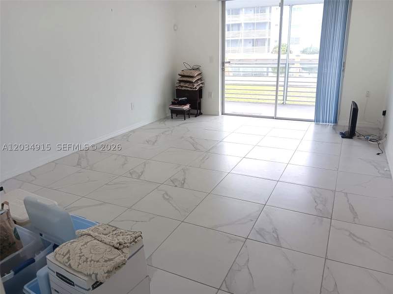 1 bedroom Condominium at 3551 NE 169th St 110-A, Eden Isles Condo Part 1, North Miami Beach — photo 5