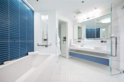 9703 Collins Ave 2000, Bal Harbour FL - photo 19 of 47