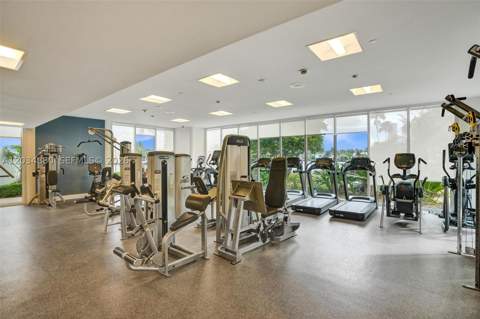 20281 E Country Club Dr 615, Aventura FL - photo 17 of 44
