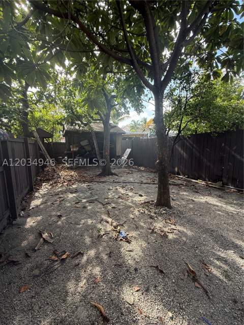 1143 NW 27th St, Miami FL - photo 7 of 9