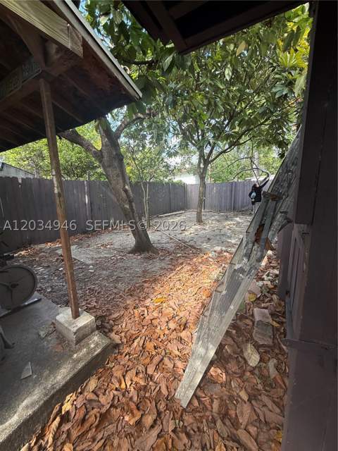 1143 NW 27th St, Miami FL - photo 9 of 9