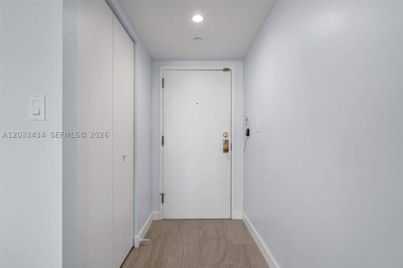 2 bedroom Condominium at 1000 Quayside Ter 1604, Towers Of Quayside Condo, Miami — photo 5