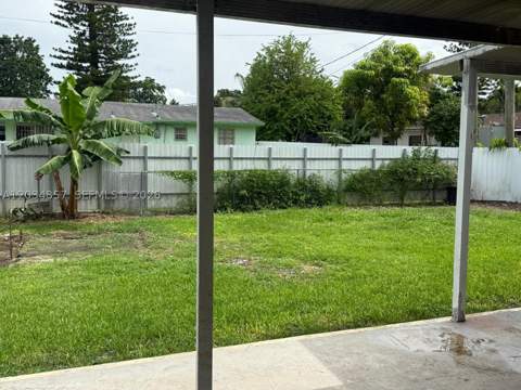 767 SW 5th Ter, Florida City FL - photo 14 of 24