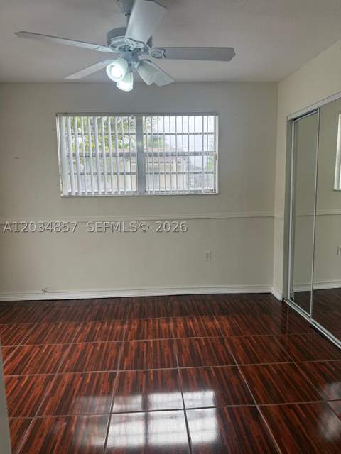 767 SW 5th Ter, Florida City FL - photo 6 of 24
