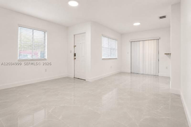 3 bedroom Townhouse at 22511 SW 88th Pl 6-24, The Courts At Bayshore I, Cutler Bay — photo 2