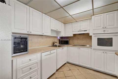 19390 Collins Ave 1419, Sunny Isles Beach FL - photo 19 of 22
