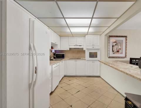 19390 Collins Ave 1419, Sunny Isles Beach FL - photo 21 of 22