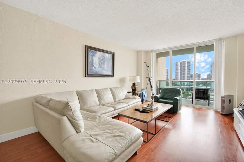 1 bedroom Condominium at 19390 Collins Ave 1419, Oceanview Building A Cond, Sunny Isles Beach — photo 5