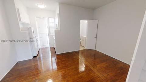 639 12 street 3, Miami Beach FL - photo 7 of 16