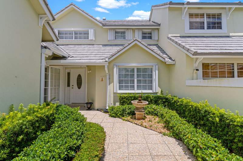 3 bedroom Townhouse at 4825 NW 98th Place, Doral Woods, Doral — photo 5