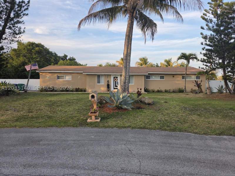 3 bedroom SingleFamilyResidence at 17405 SW 109th Ct, Green Hills Sec 4, Miami — photo 2