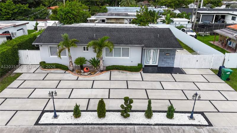 3 bedroom SingleFamilyResidence at 3030 SW 96th Ave, Coral Gardens, Miami — photo 4