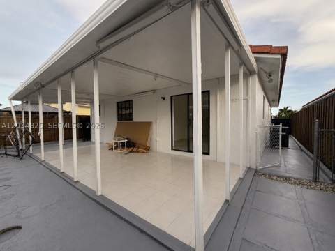 2485 W 70th Pl, Hialeah FL - photo 16 of 18
