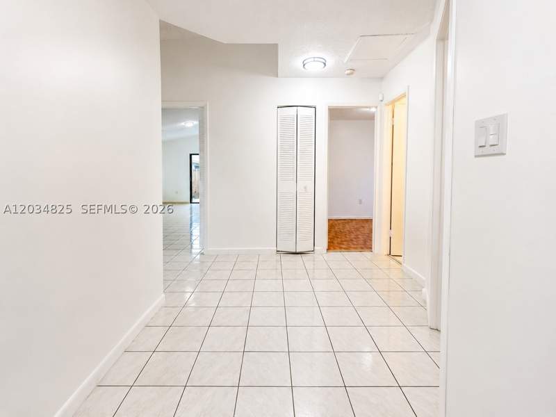 4 bedroom SingleFamilyResidence at 2485 W 70th Pl, Robles Gardens 3rd Addn, Hialeah — photo 2