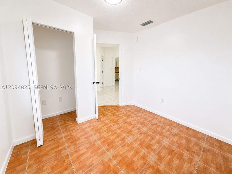4 bedroom SingleFamilyResidence at 2485 W 70th Pl, Robles Gardens 3rd Addn, Hialeah — photo 3