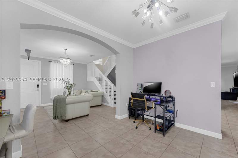 5 bedroom SingleFamilyResidence at 13384 SW 268th Ter, Moody Drive Homes, Homestead — photo 5