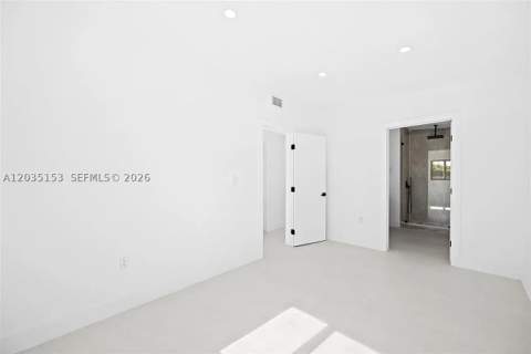 10000 SW 43rd St, Miami FL - photo 12 of 21